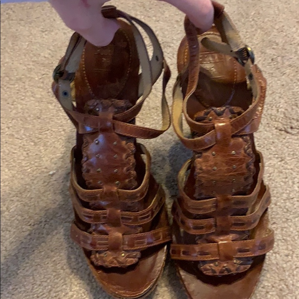Frye Grace T-Strap Platform Sandal